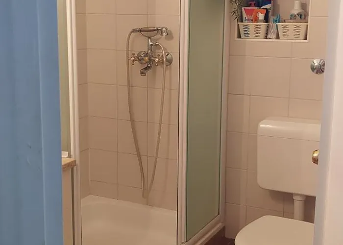 L Apartment Split
