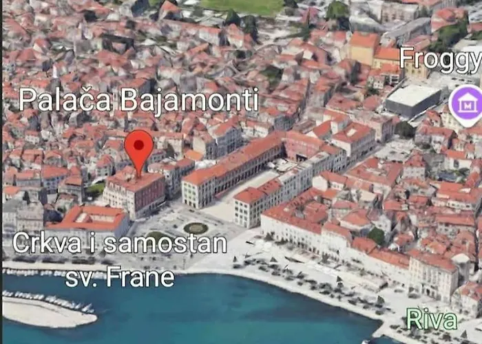 Apartment L Split